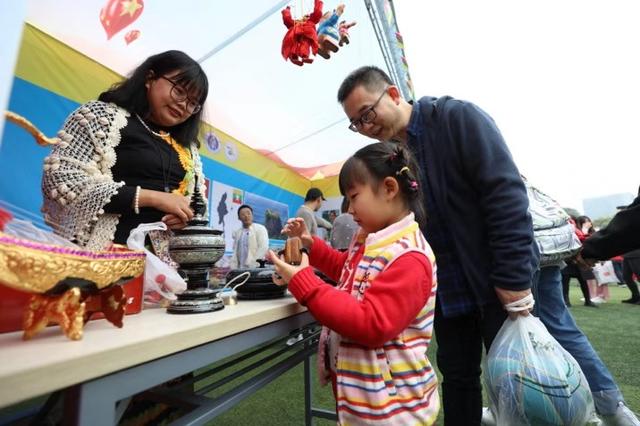 歌舞美食齐聚永利3044noc第13届国际文化节有“看事”